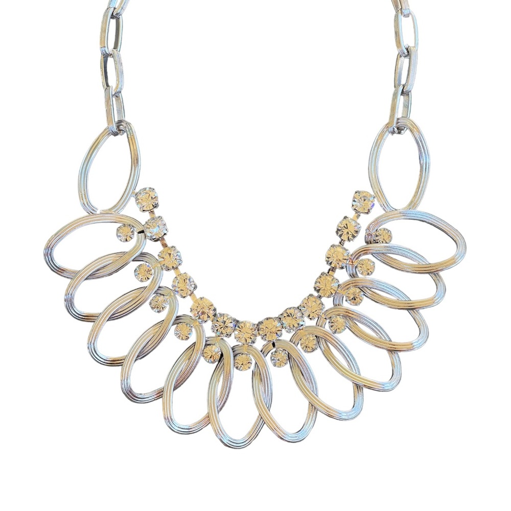 Silver Oval Crystal Handmade Link Necklace - Picture 3 of 9